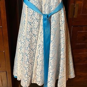 Girl’s bridesmaid dress